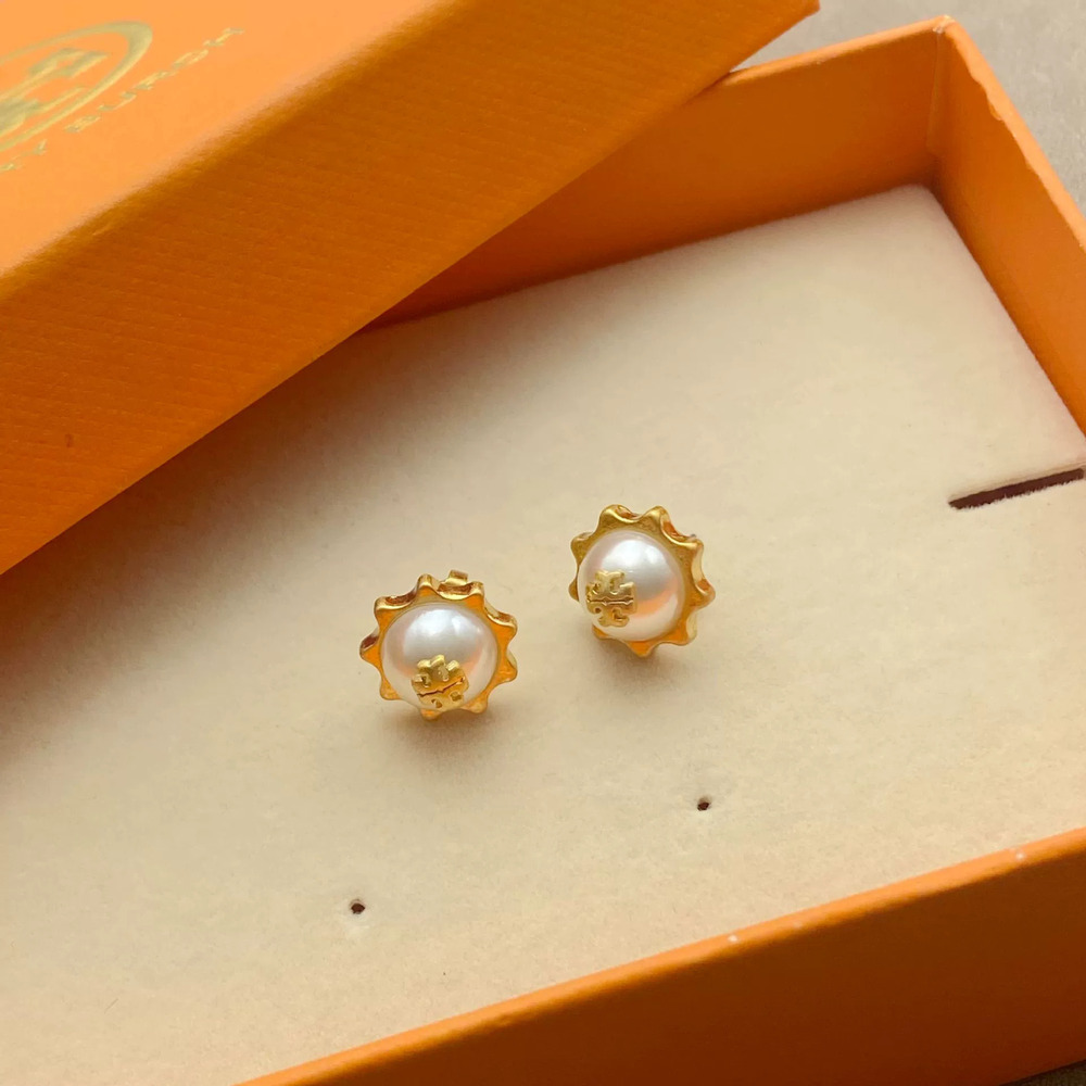 Tory Burch Matte Gold Pearl Gold Gear Earrings - Picture 3 of 6